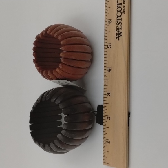 Express Bangle Stretch Bracelets Sett of 2 Wooden Neutral Fall Colors NWT - Picture 4 of 4